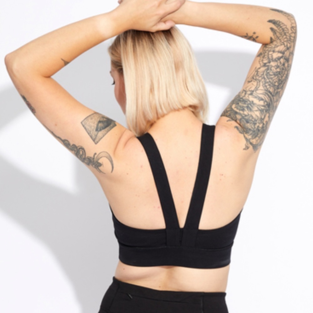 🌿Pact Organic High Neck Sports Bra